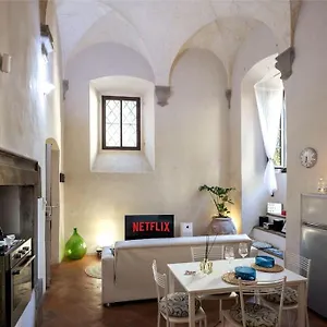 Appartamento Claudia Suite: Loft Romantico Nel Cuore Di, Arezzo